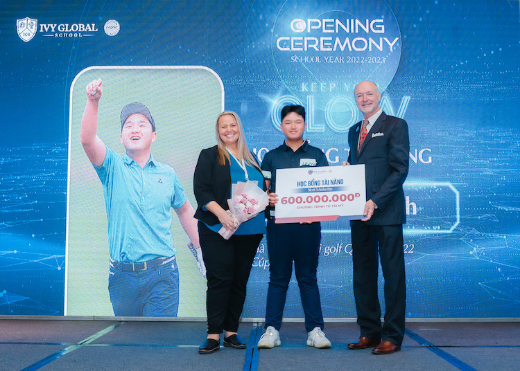 Ivy Global School trao học bổng gần 3 tỷ đồng cho 3 golfer trẻ tài năng