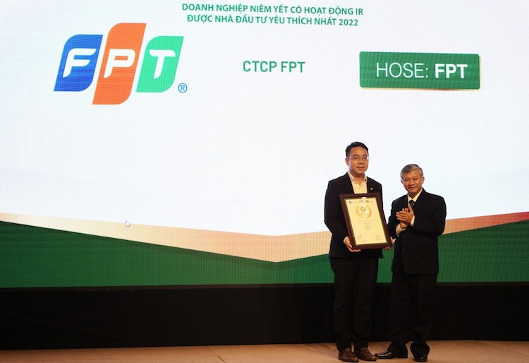 FPT giành “cú đúp” giải thưởng tại IR Awards 2022