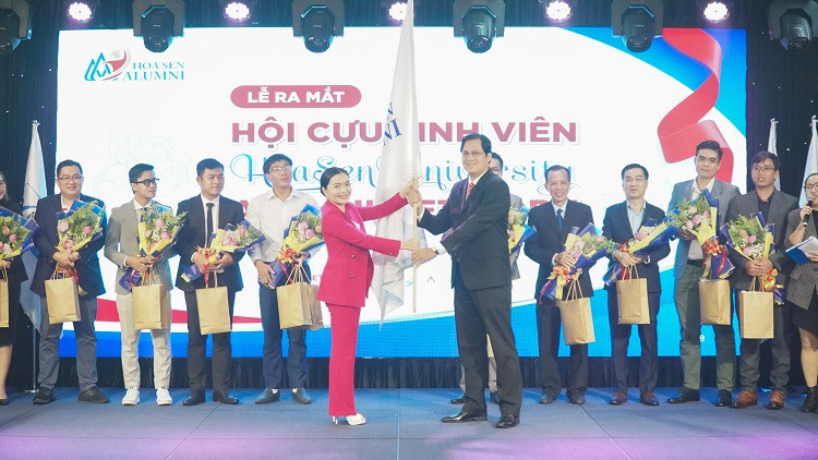 Ra mắt hội cựu sinh viên “Hoa Sen University Alumni Network”