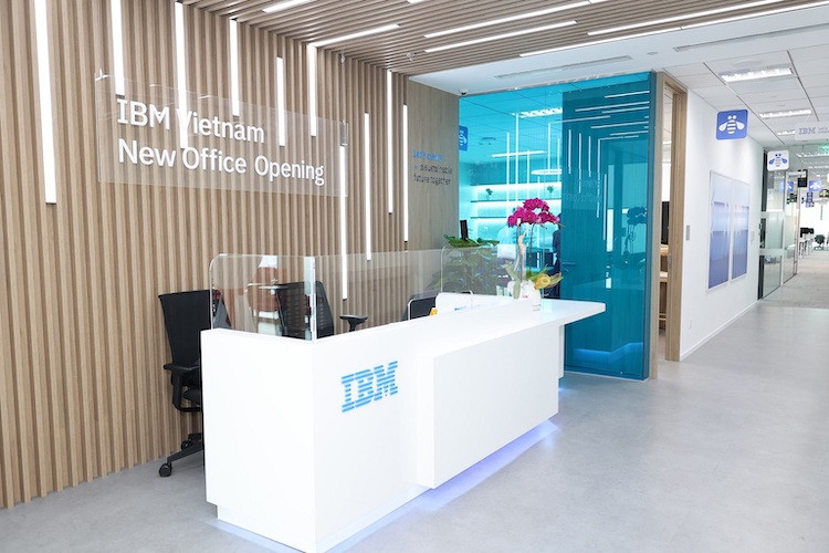 Doanh nghiệp Việt Nam “khởi đầu một kỷ nguyên đổi mới” cùng IBM