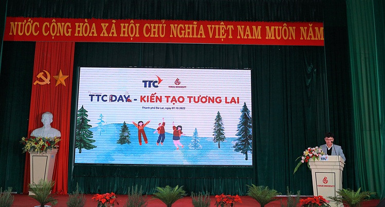 heo ông Đặng Huỳnh Anh Tuấn - Thành viên Hội đồng Quản trị Tập đoàn TTC, TTC cam kết mang đến nhiều cơ hội để các bạn có thể tiếp xúc gần hơn với các kinh nghiệm thực tế ở góc độ những yêu cầu từ người sử dụng lao động