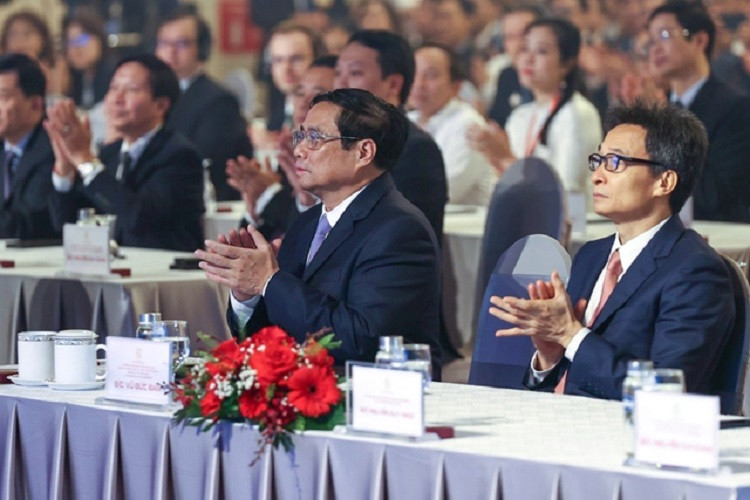 Thủ tướng Phạm Minh Chính cùng các đại biểu tham dự Ngày Chuyển đổi số quốc gia năm 2022