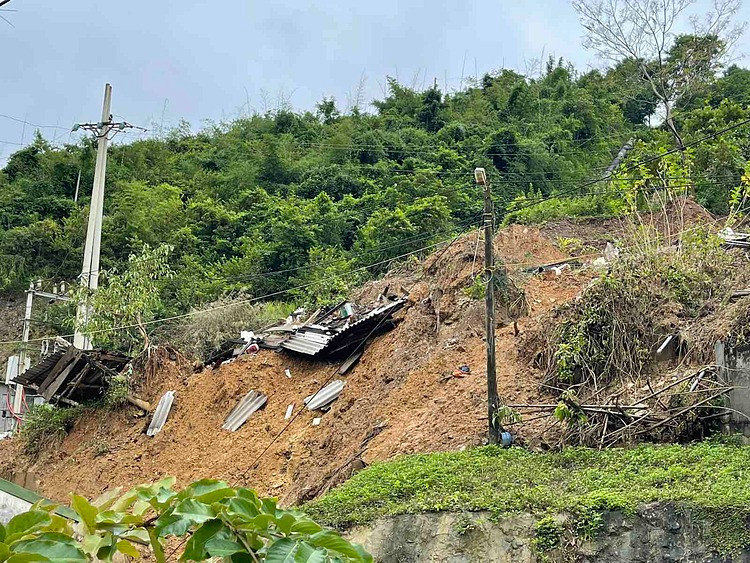 Xã Cà Tạ, huyện Nghi Sơn, tỉnh Nghệ An chịu ảnh hưởng nặng nề của lũ quét ngày 2/10 vừa qua.