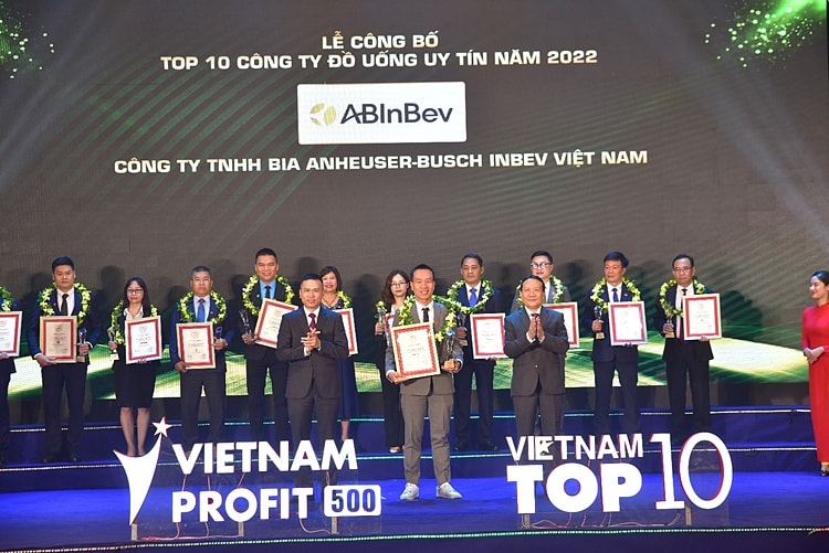AB InBev ban năm tiếp tục đoạt "Top 10 công ty uy tín ngành Thực phẩm - Đồ uống năm 2022"