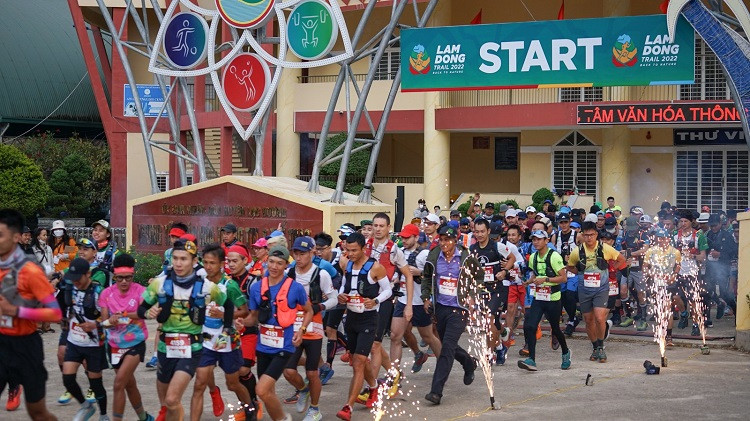 Mở đầu Festival Hoa Đà Lạt với giải chạy địa hình Lâm Đồng Trail 2022