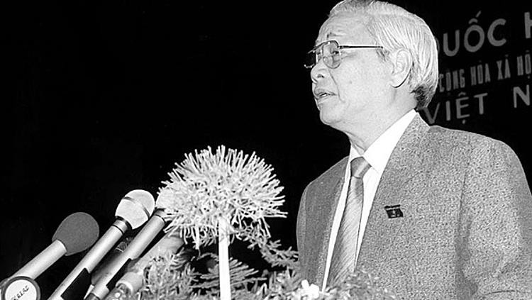 Thủ tướng Võ Văn Kiệt phát biểu trước Quốc hội sau khi được bầu làm Thủ tướng Chính phủ ngày 23.9.1992  TTXVN