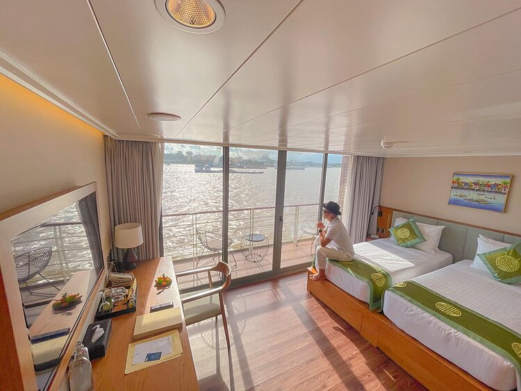 Du thuyền Victoria Mekong Cruise được thiết kế với phong cách hiện đại, tiện nghi và sang trọng với 35 cabin khách.