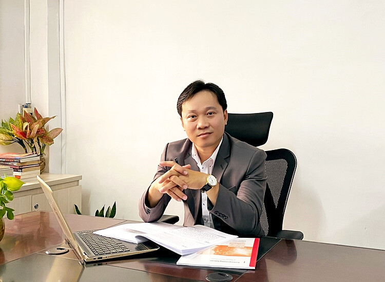 Ông Nguyễn Anh Toàn - Tổng giám đốc Monday VietNam