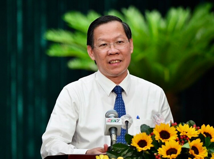 Ông Phan Văn Mãi phát biểu tại kỳ họp