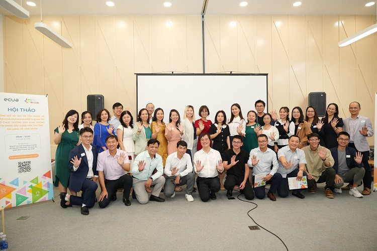 Công bố sổ tay về văn hóa doanh nghiệp và quản trị tổ chức toàn diện cho doanh nghiệp Việt
