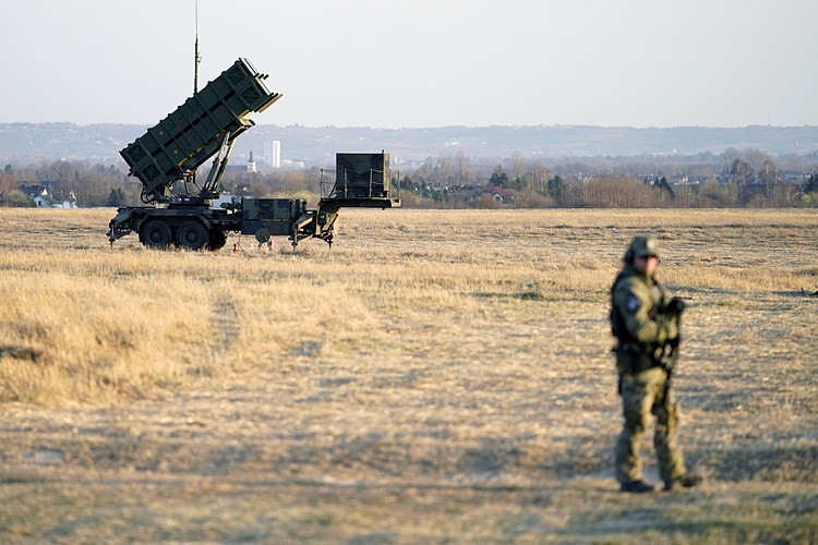 Binh sĩ Mỹ sẽ huấn luyện binh lính Ukraine sử dụng và bảo dưỡng hệ thống tên lửa Patriot.