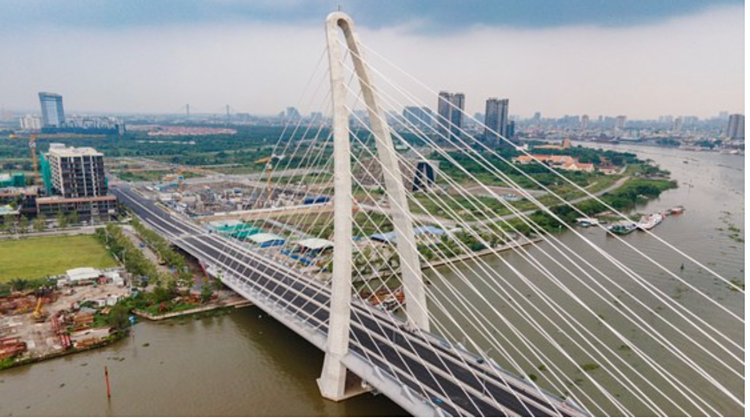 Cầu Ba Son góp phần hoàn thiện mạng lưới giao thông trục chính, tăng cường kết nối khu vực Trung tâm Thành phố với bán đảo Thủ Thiêm. Ảnh: Dung Phương