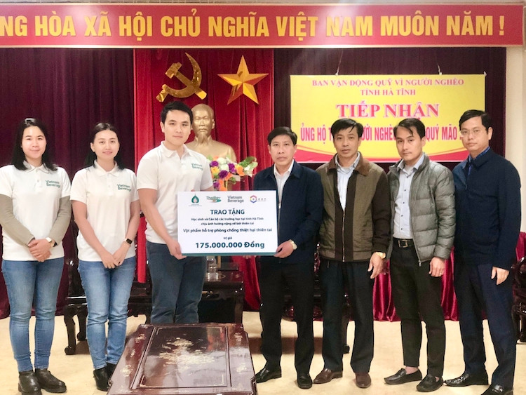 Vietnam Beverage và C asean hỗ trợ phòng chống thiệt hại thiên tai tại trường học miền Trung