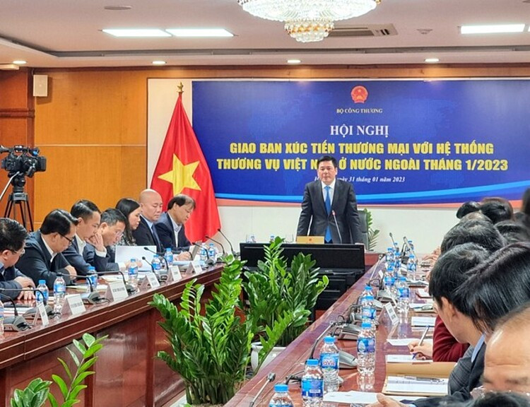 Bộ trưởng Bộ Công Thương Nguyễn Hồng Diên chủ trì hội nghị