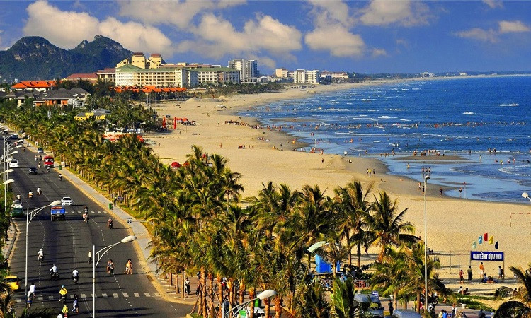 Mỹ Khê vào top 10 bãi biển đẹp nhất châu Á năm 2023