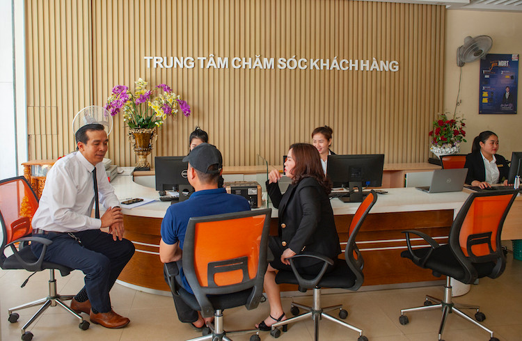 Prudential chi trả 2,6 tỷ đồng quyền lợi bảo hiểm cho một khách hàng tại Quảng Bình