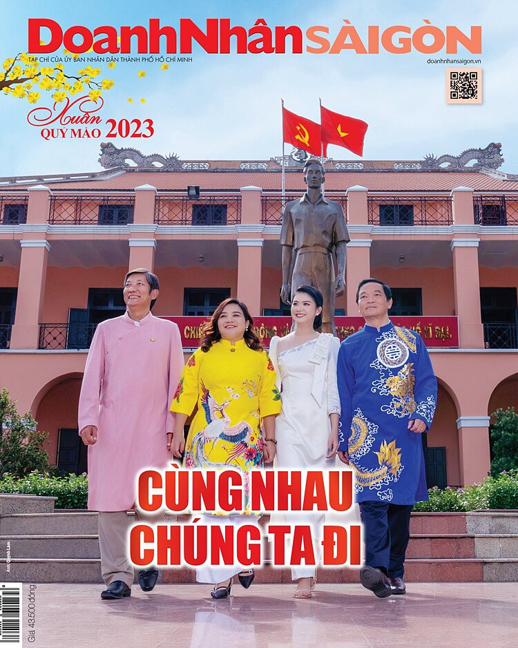 Bìa báo Xuân của Tạp chí Doanh Nhân Sài Gòn