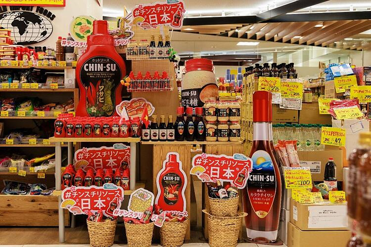 Trọn bộ gia vị Chin-su mới dành riêng cho thị trường Nhật Bản đã có mặt trên kệ tại các hệ thống siêu thị lớn ở Tokyo, Kanagawa và Saitama