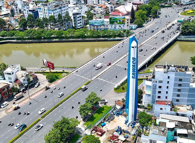 Tổng Công ty Cấp nước Sài Gòn (SAWACO) đã yêu cầu các đơn vị cấp nước thành viên chấp nhận sử dụng thông tin cư trú trên ứng dụng định danh điện tử VNeID và thông tin truy cập trên Cổng dịch vụ công quốc gia làm căn cứ để cấp định mức nước sinh hoạt.