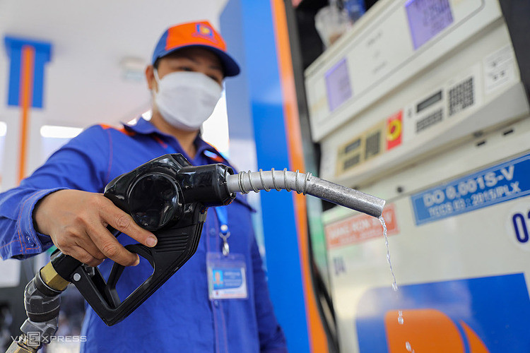 TP Hồ Chí Minh lập tổ công tác điều hành xăng dầu