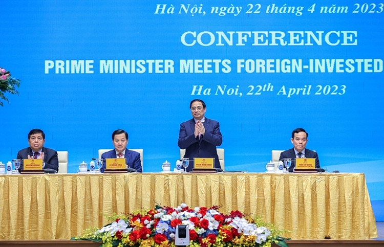 Thủ tướng Phạm Minh Chính dự và chủ trì Hội nghị gặp mặt các nhà đầu tư nước ngoài.