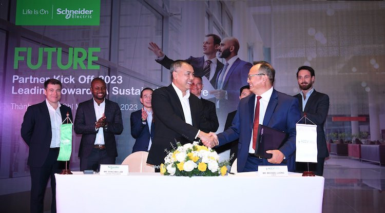 Schneider Electric Việt Nam hợp tác chiến lược cùng Asia Clean Capital Việt Nam