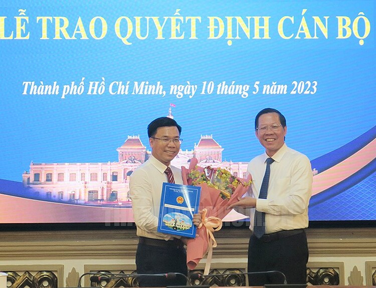 Ông Phạm Trung Kiên nhận quyết định bổ nhiệm giữ chức Phó giám đốc Sở KH-ĐT