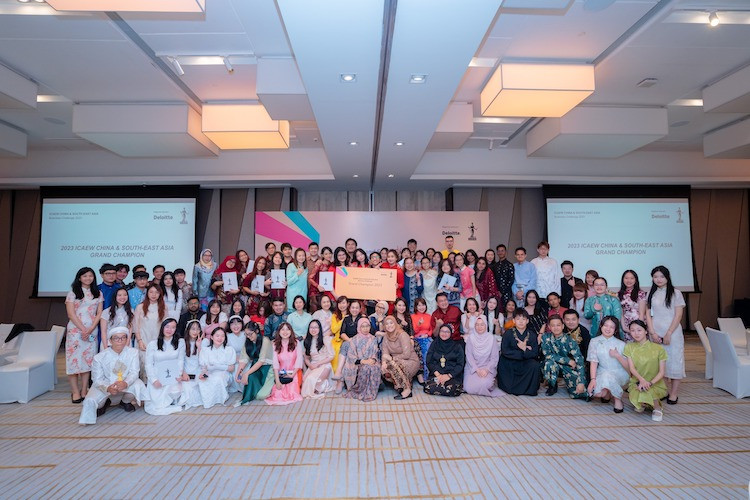 Sinh viên Việt Nam đạt giải cao tại cuộc thi chiến lược kinh doanh ICAEW khu vực Đông Nam Á và Trung Quốc