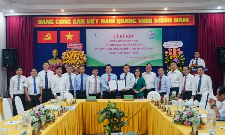 Hội Nhà báo TP.HCM và Tập đoàn Công nghiệp Cao su Việt Nam ký kết hợp tác