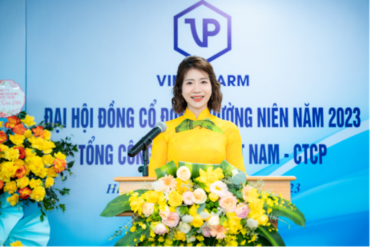 Han-Thi-Khanh-Vinh.png