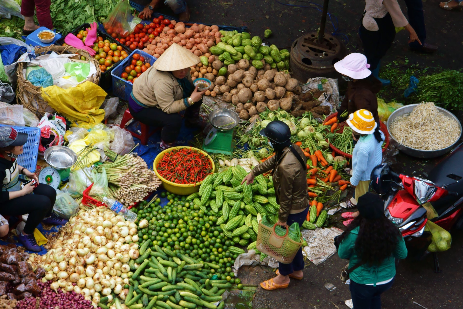 Chợ hay siêu thị ? - Tạp chí Tia sáng