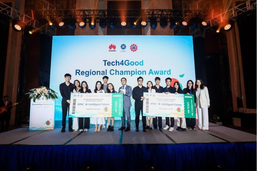 doi-viet-nam-va-doi-campuchia-cung-xuat-sac-danh-giai-nhat-tai-cuoc-thi-tech4good-vuot-qua-23-doi-den-tu-23-quoc-gia-de-tien-vao-vong-chung-ket-toan-cau.jpg