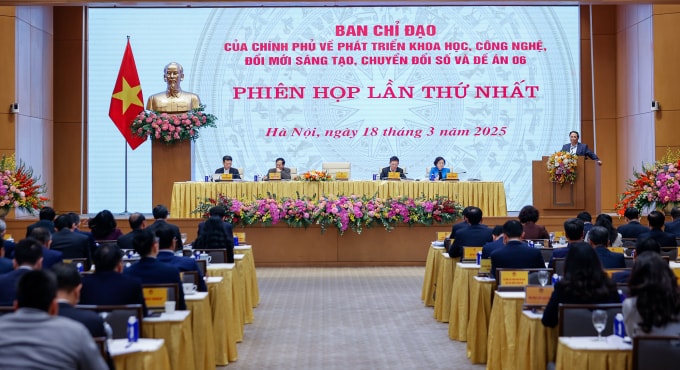 Thủ tướng Phạm Minh Chính phát biểu tại phiên họp. Ảnh: VGP