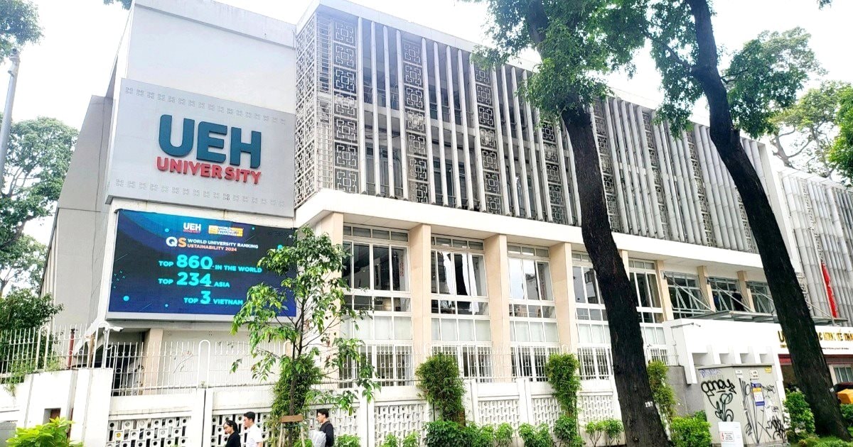 dai-hoc-kinh-te-tphcm-huyen-nguy.jpg
