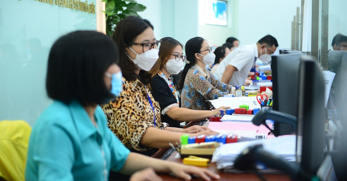 Đề xuất thêm chế độ, chính sách với người hoạt động không chuyên trách cấp xã, thôn, tổ dân phố - Tuổi Trẻ Online
