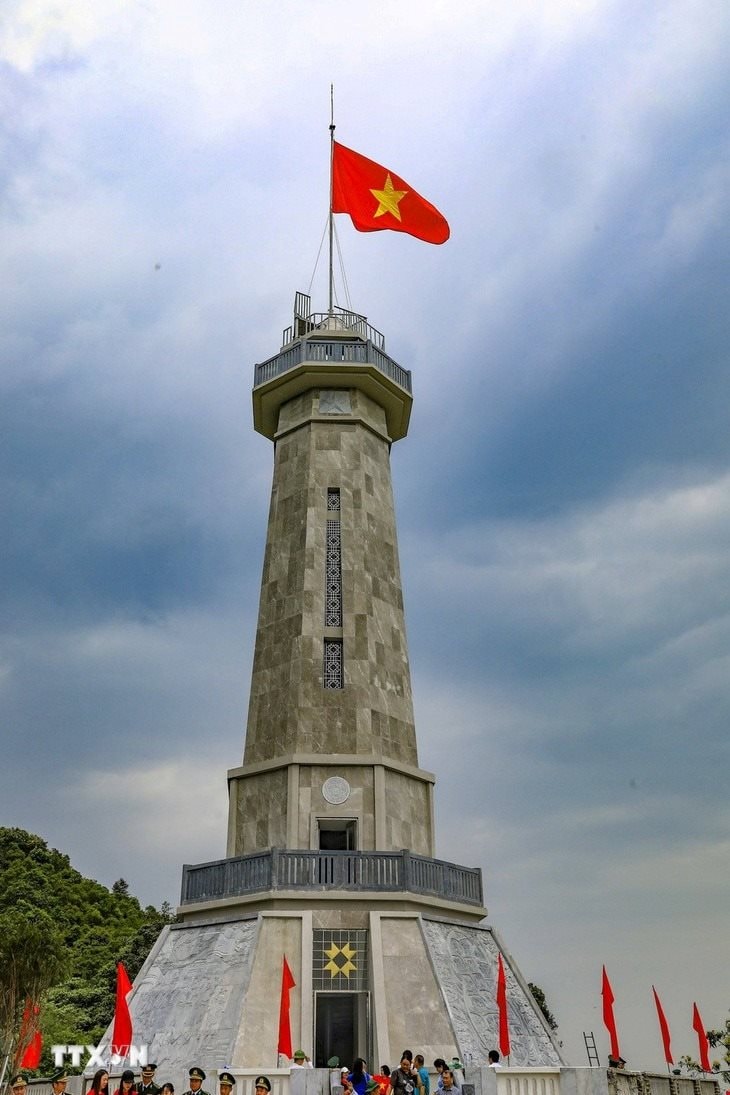 le-thuong-co-va-gan-bien-cot-co-1-.jpg
