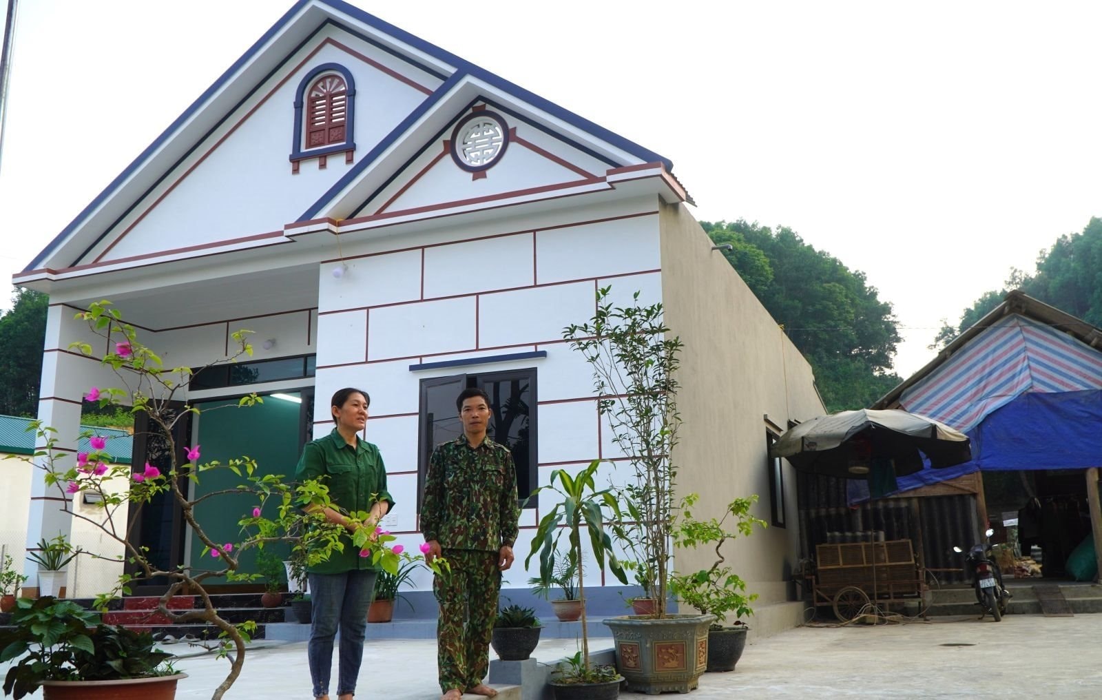 can-nha-moi-nha-chi-dung-anh-manh-1-.jpg
