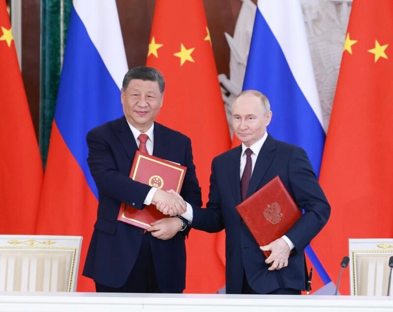 Nga - Trung Quốc tuyên bố nâng quan hệ lên tầm cao mới