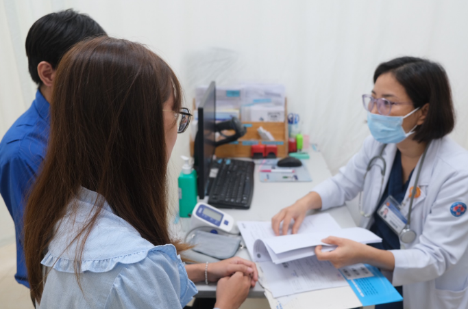 Những lưu ý về tuổi, thời gian được hưởng khi sinh con thứ hai - Đài Phát Thanh và Truyền Hình Bắc Giang