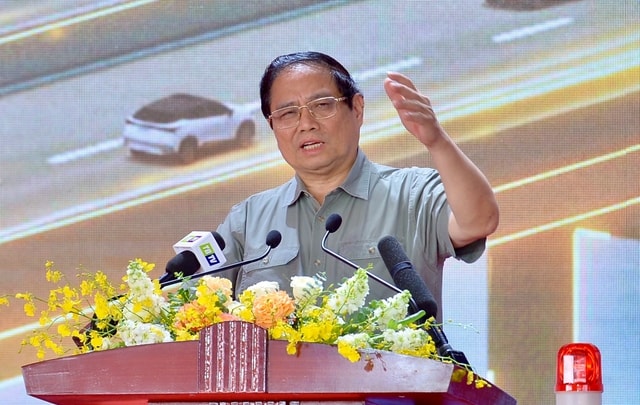 Thủ tướng dự lễ khởi công đường cao tốc huyết mạch đồng bằng sông Hồng- Ảnh 2.