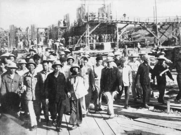 02-600x449.jpg
