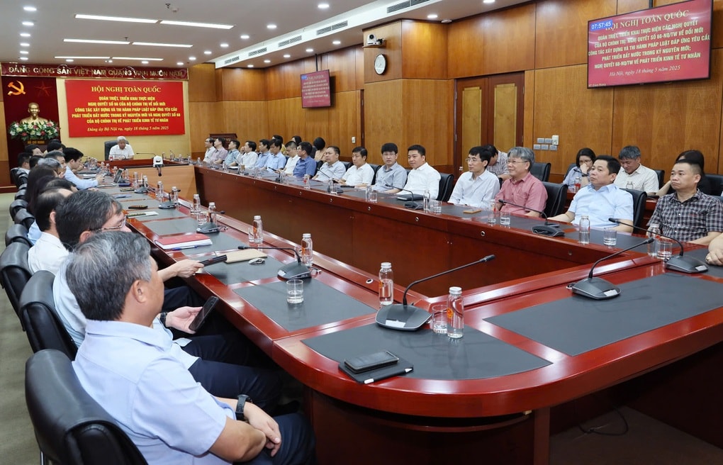 Bộ Nội vụ quán triệt triển khai 2 Nghị quyết quan trọng của Bộ Chính trị - 2