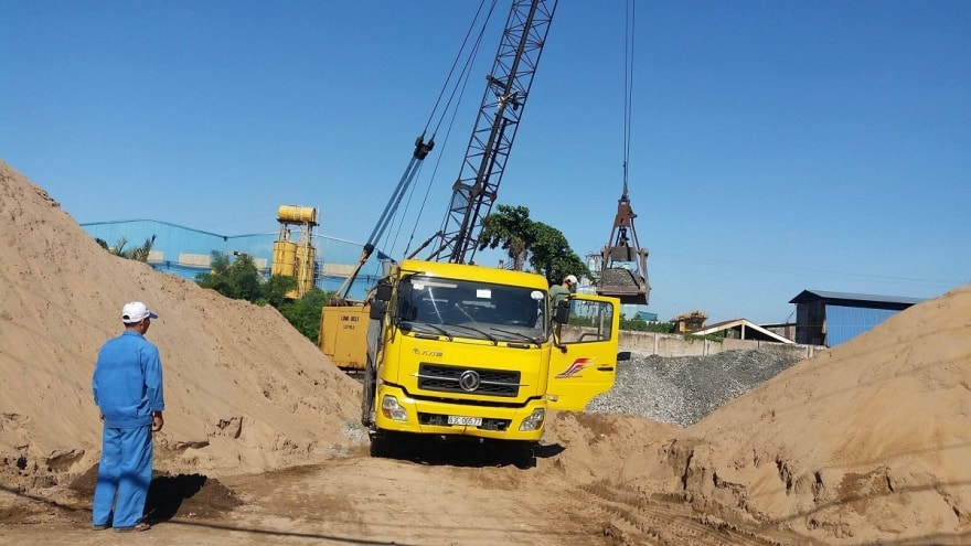 Giá cát ở Đắk Lắk tăng đột biến, ảnh hưởng lớn tới ngành xây dựng