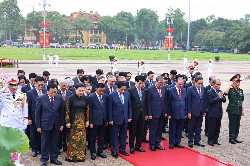 vieng-chu-tich-ho-chi-minh-1.jpg