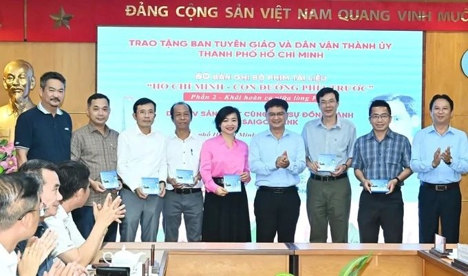 23-5-trao-phim-2-859-6763.jpg.jpg