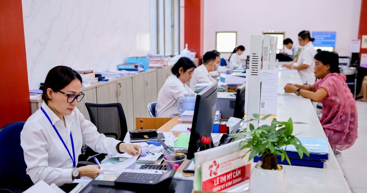 TP.HCM: Hơn 7.000 người nghỉ việc do sắp xếp bộ máy sẽ được hỗ trợ gần 2,7 tỉ đồng/người | Báo Pháp Luật TP. Hồ Chí Minh
