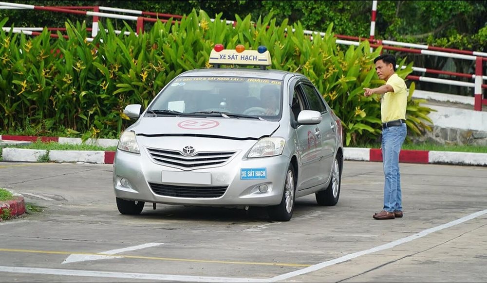 quy-dinh-moi-dao-tao-sat-hach-lai-xe-2024-vneconomyautomotive-1.jpg