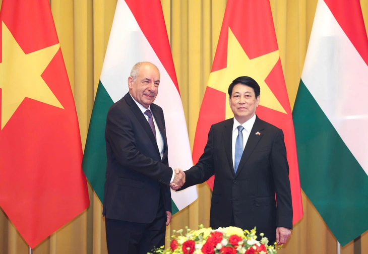 tong-thong-hungary-le-don-10-174.png