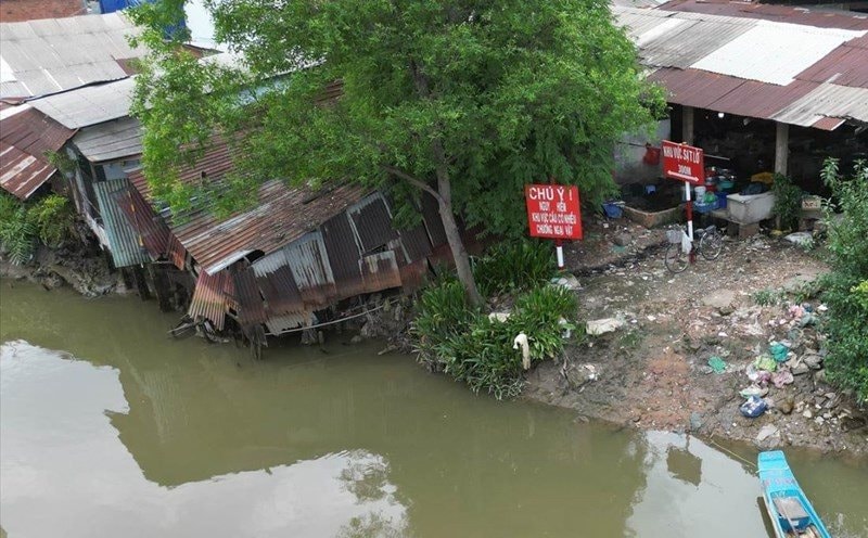 sat-lo-to-1.jpg