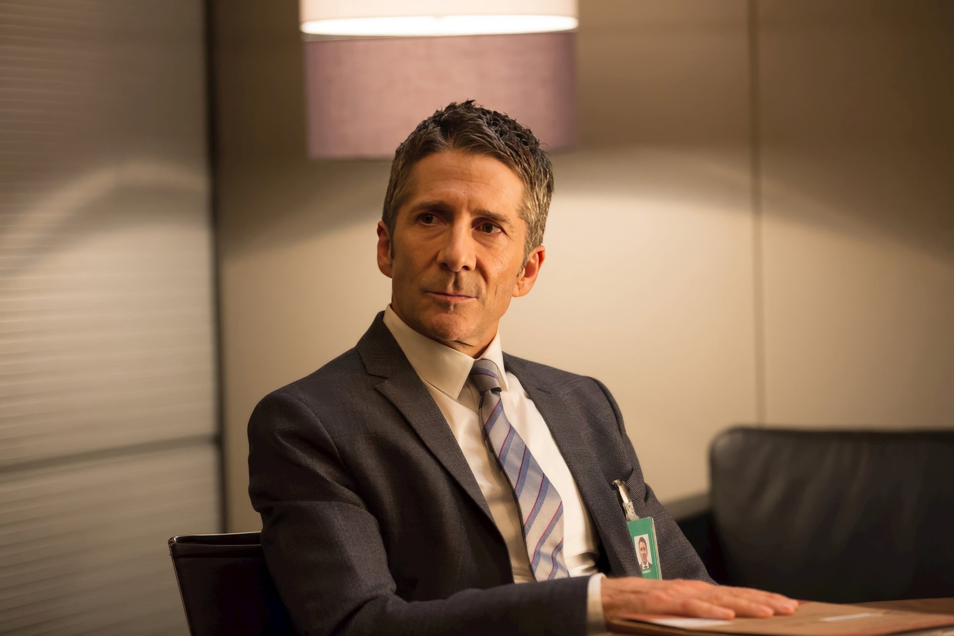 berlin-station-season-2-leland-orser2.jpeg
